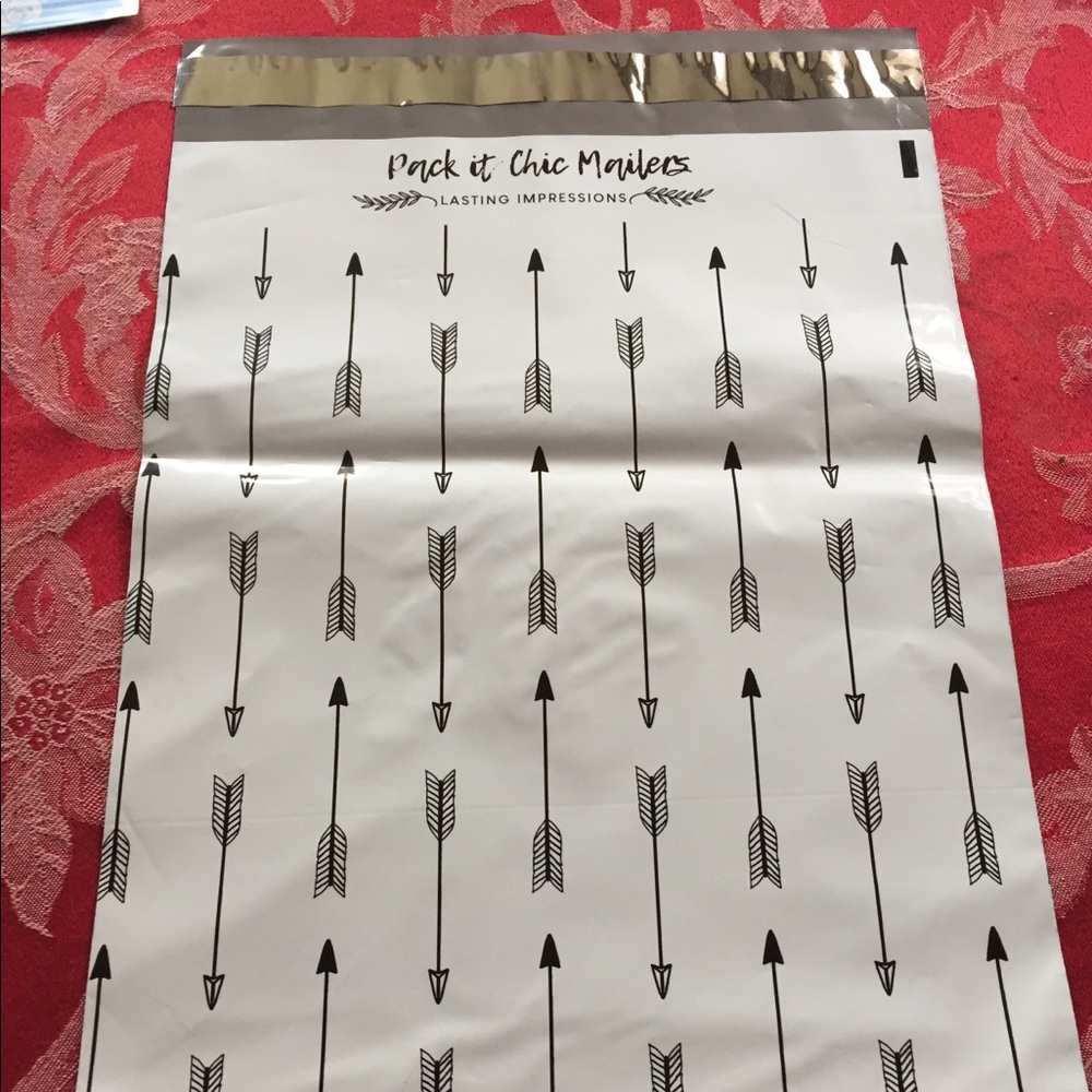 20 Designer Polybag Mailers self adhesive sealant